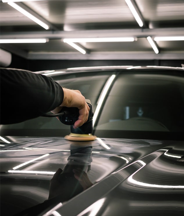 Paint correction and polishing on vehicle